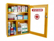 철재 벽걸이구급함